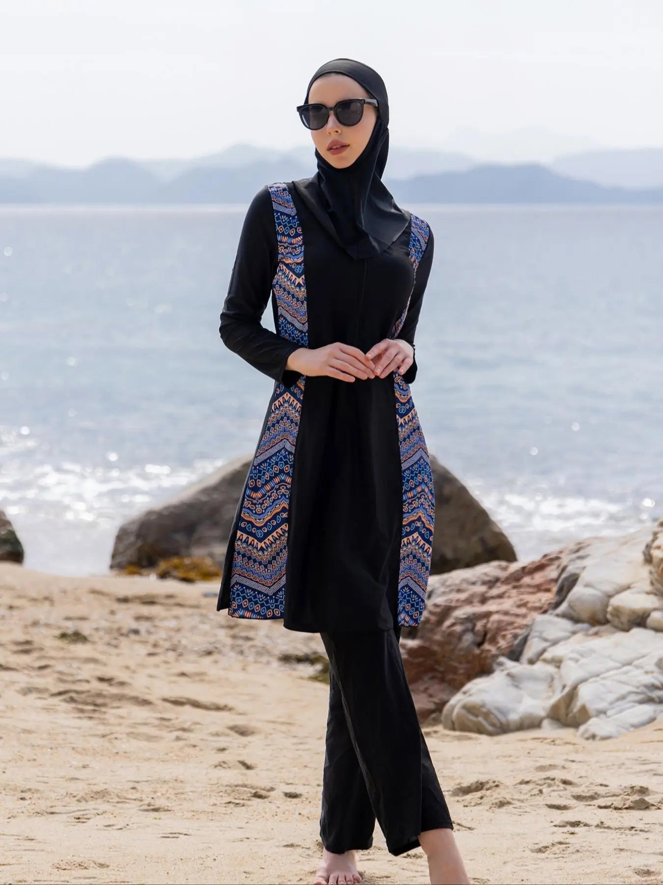 Women'S Ethnic Pattern Long Sleeve Swim Top & Swim Pants & Hijab, Modesty Tight-Fitting Three-Piece Set, Casual Muslim Swimwear, Modest Swimming Wear for Beach Vacation
